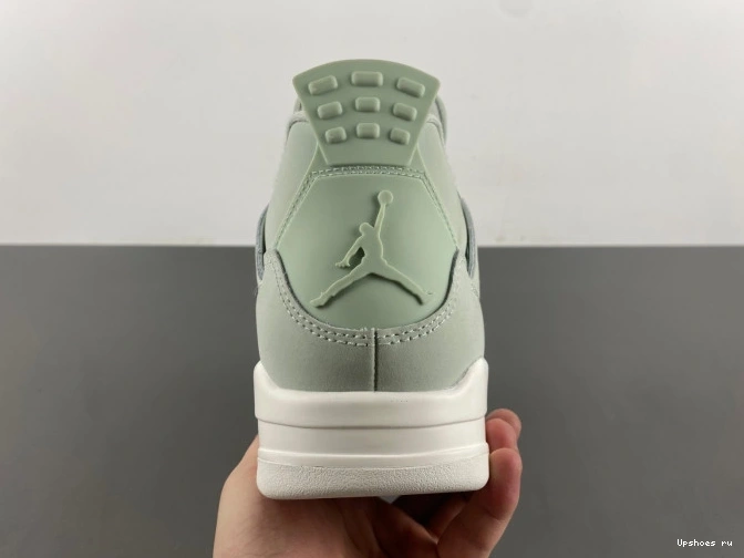 Seafoam  4  Jordan HV0823-003 Sail  Retro 0410